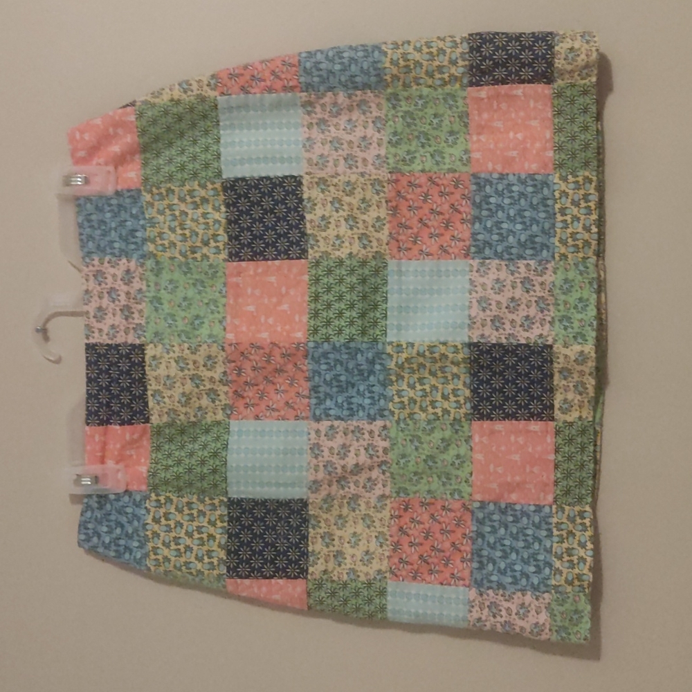 Medium Pattern quilt skirt.